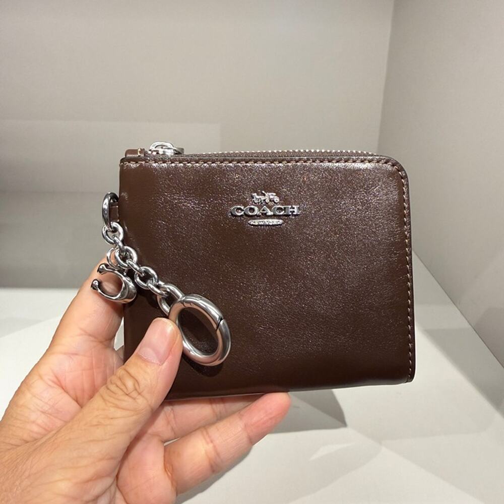 Coach Small Corner Zip Wallet CFA27 Silver/Maple